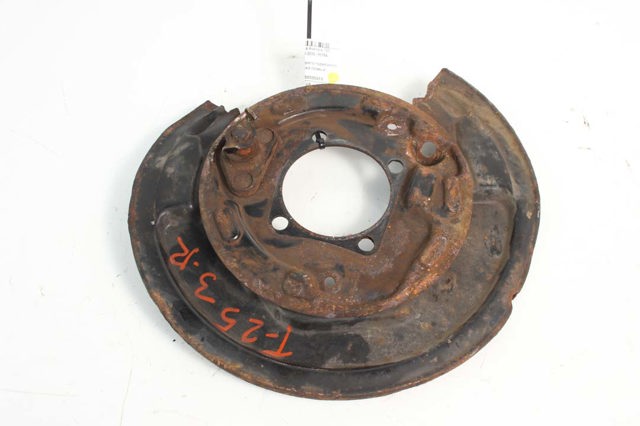 Захист гальмівного диска заднього, правого 4650305010 TOYOTA