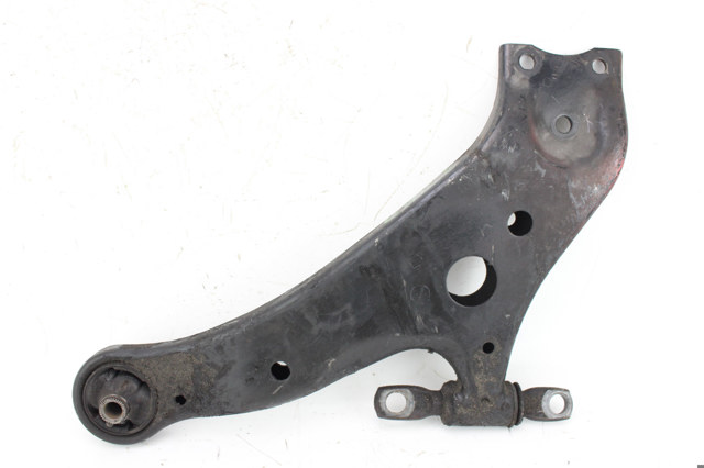 Поперечний важіль 480690T011 TOYOTA