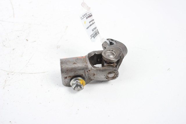 Карданчик вала рульової колонки, нижній 48080EG000 NISSAN