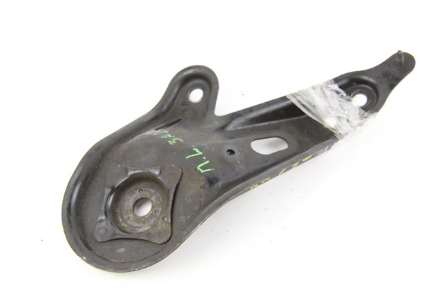 Кронштейн передньої балки 5102448040 TOYOTA