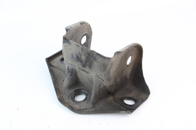 Кронштейн задньої балки 5107348010 TOYOTA