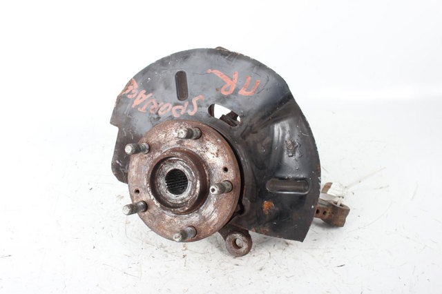 Кулак поворотний передній правий 517163U000 HYUNDAI