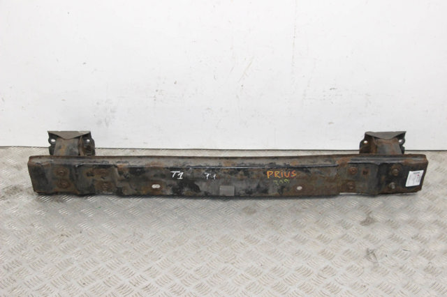 Шина бампера заднього 5202312240 TOYOTA