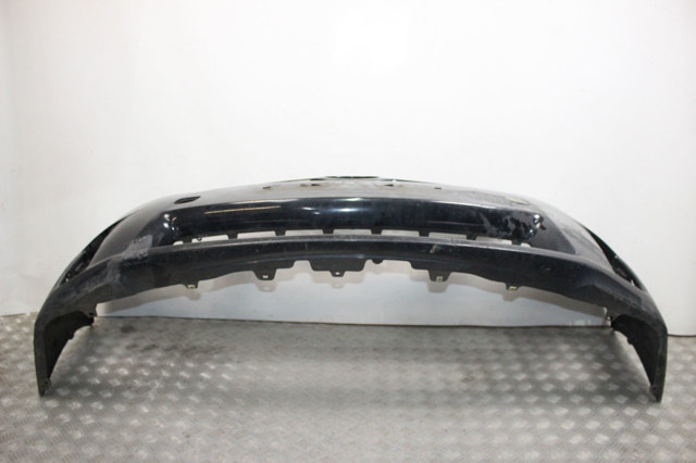 Бампер передній в зборі 5211947917 TOYOTA