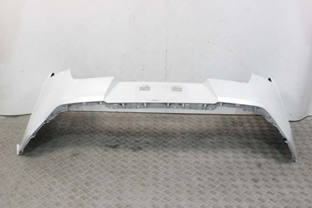 Кожух бампера заднього 5215976919 TOYOTA