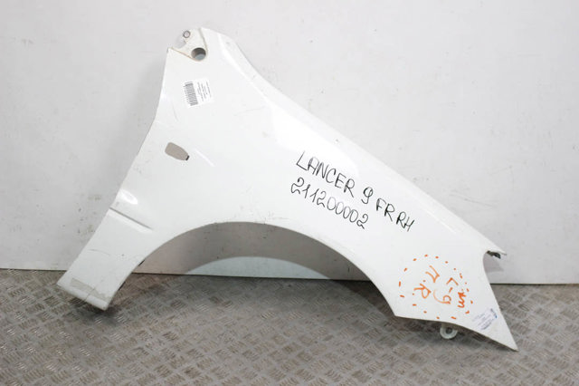 Переднє праве крило 5220A734 MITSUBISHI