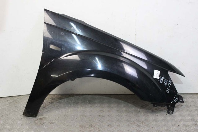 Переднє праве крило 5220C672 MITSUBISHI
