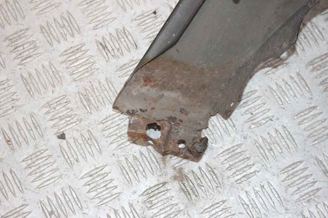 Переднє ліве крило Міцубісі Аутлендер 2 40