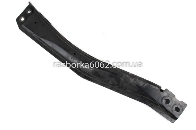 Кронштейн передньої балки 5220F591 MITSUBISHI