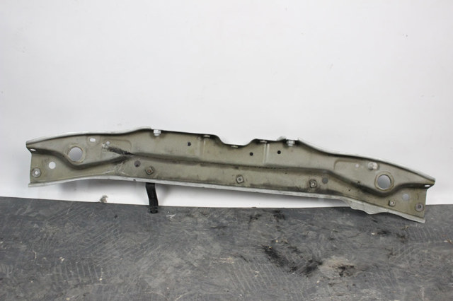Кронштейн/подушка кріплення радіатора, нижній 532160T010 TOYOTA