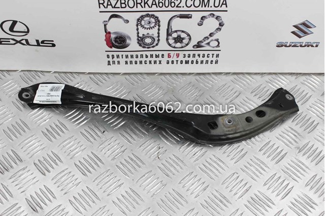 Рамка радіатора ліва 5322252020 TOYOTA