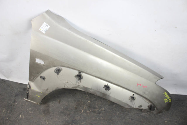 Переднє праве крило 5380160850 TOYOTA