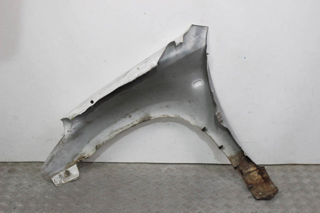 Переднє праве крило 5381142160 TOYOTA