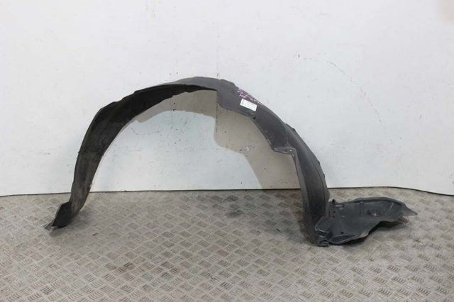 Підкрилок передній лівий 5387612530 TOYOTA
