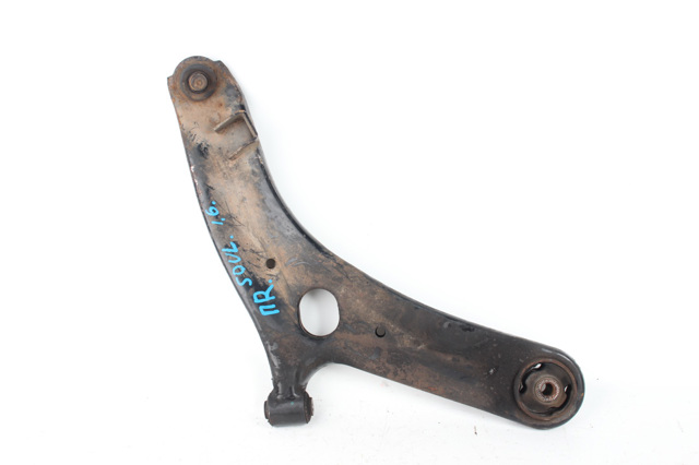 Правий важіль передній нижній підвіски 545012K600 HYUNDAI