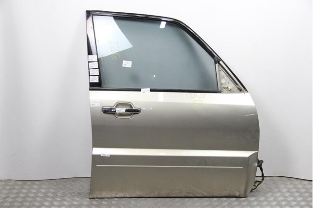 Дверка передня права 5700A878 MITSUBISHI