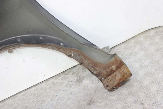 Переднє праве крило 57120FJ0509P SUBARU