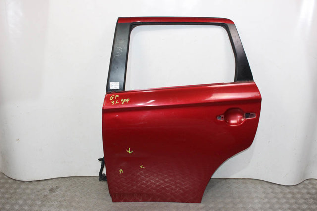 Двері пасажирськи задні ліві 5730B421 MITSUBISHI