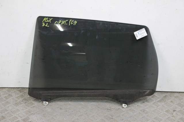 Скло задньої двері лівої 5736A253 MITSUBISHI