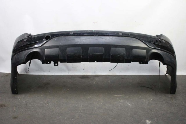 Бампер задній 57704SC010 SUBARU