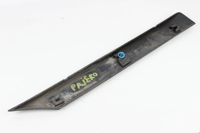 Накладка нижня задніх дверей 5837A010 MITSUBISHI