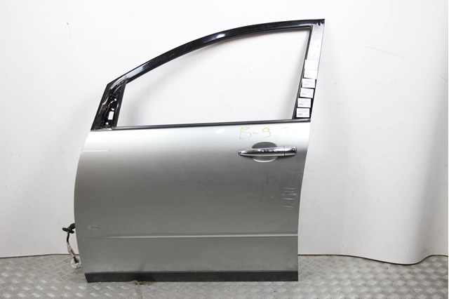 Водійські двері 60009XA01A9P SUBARU