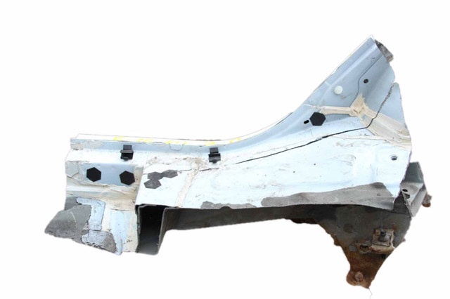 Бічна частина задні праві 6160102390 TOYOTA