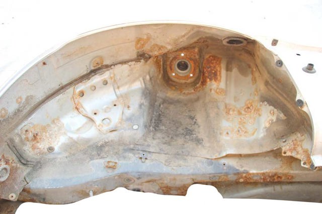 Крило заднє ліве 6160233230 TOYOTA