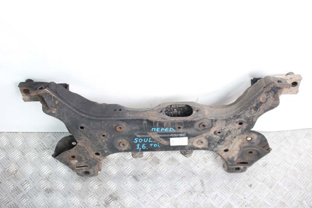 Балка передньої підвіски, підрамник 624002K400 HYUNDAI