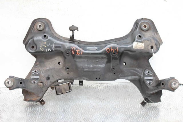 Балка передньої підвіски, підрамник 624053Z100 HYUNDAI
