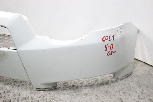 Бампер передній в зборі 6400C770 MITSUBISHI