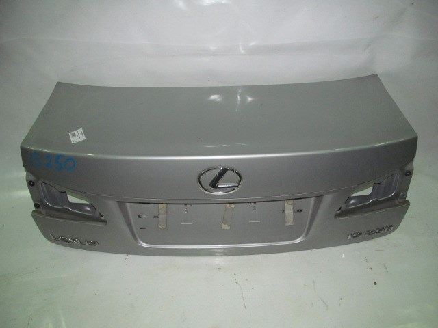 Кришка багажника кузова 6440153110 TOYOTA