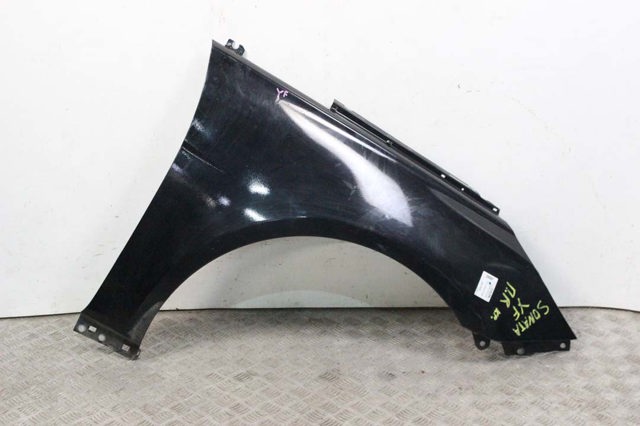 Переднє праве крило 663213Q000 HYUNDAI