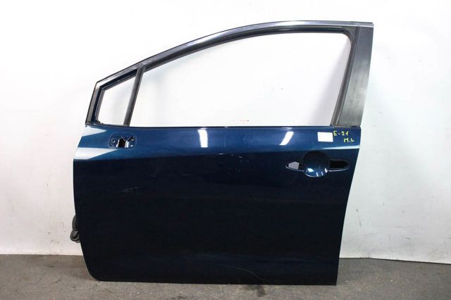 Дверь передня ліва 6700202550 TOYOTA