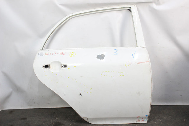 Двері задні в зборі Toyota Corolla