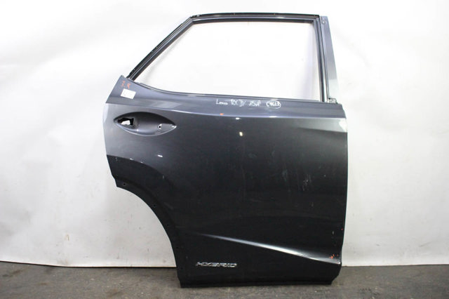 Двері задні в зборі 6700348180 TOYOTA