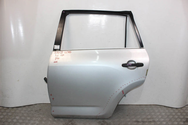 Двері задні, ліві 6700442080 TOYOTA