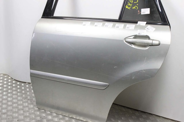 Двері задні 6700448080 TOYOTA
