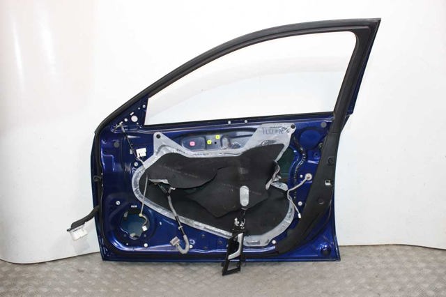 Пасажирські передні двері 67010TL0300ZZ HONDA
