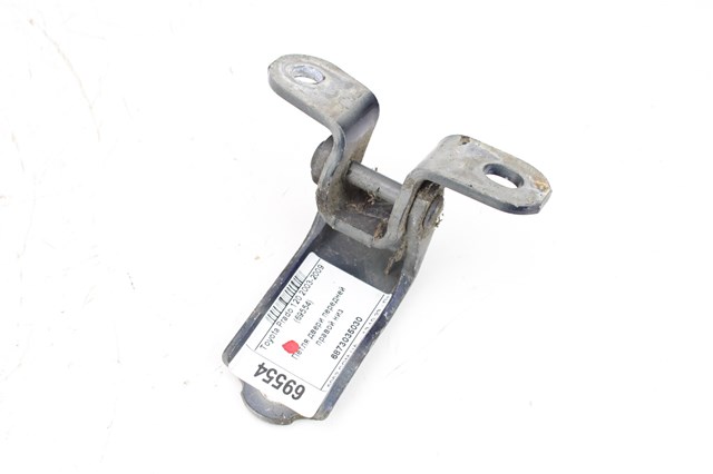 Петля передніх дверей права 6873035030 TOYOTA