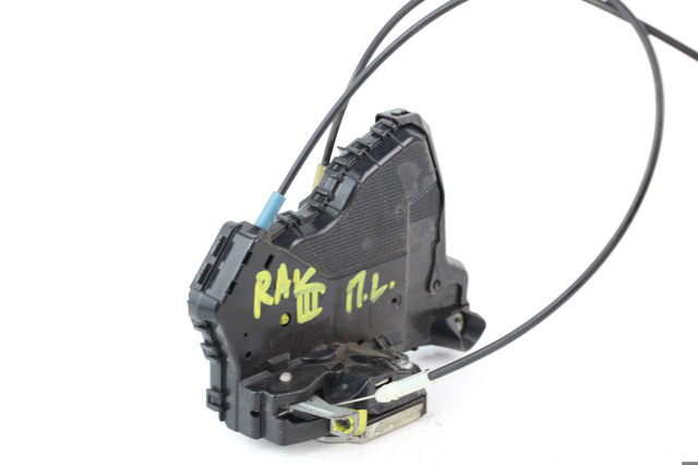 Замок дверей водія 6904042240 TOYOTA