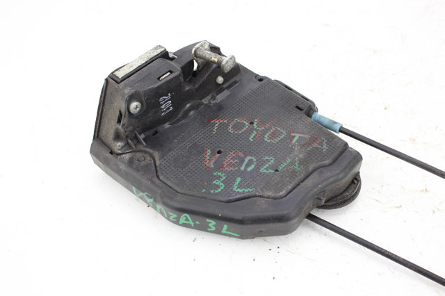 Замок задньої двері, лівої 6906006100 TOYOTA