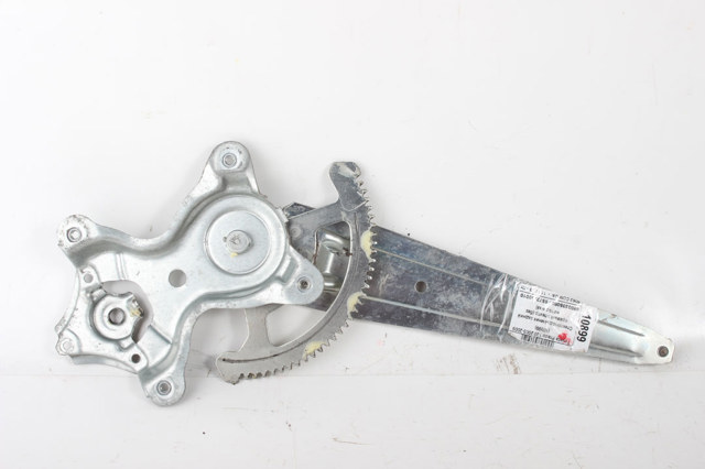 Склопідйомник задніх правих дверей 6980335080 TOYOTA