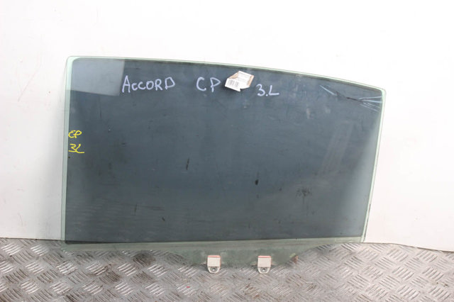 Скло задніх дверей, лівих 73450TA5A00 HONDA