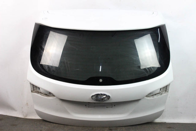 П'яті двері 737002W020 HYUNDAI