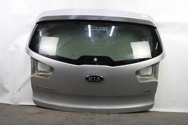 Двері багажника 737003U010 HYUNDAI