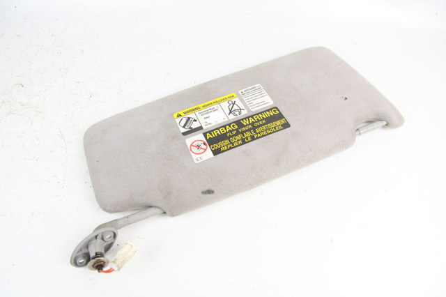 Козирок сонцезахисний автомобіля 743200W280B0 TOYOTA