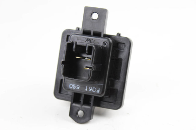 Реле обігрівача 7802A240 MITSUBISHI