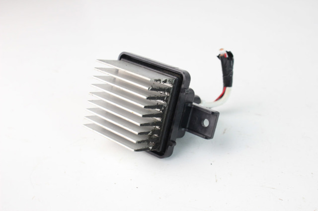 Реле обігрівача 7802A240 MITSUBISHI