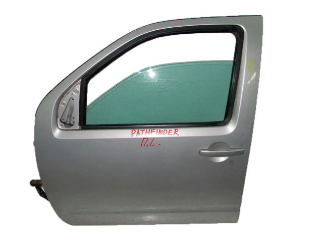Водійські двері 80101EB330 NISSAN